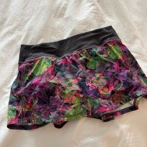 Lululemon printed tennis skirt